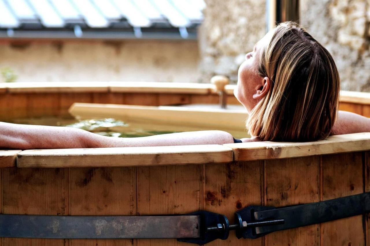 בור סן מוריס Rustic Fireplace Hotel Comfort Jaccuzi Dog Friend מראה חיצוני תמונה